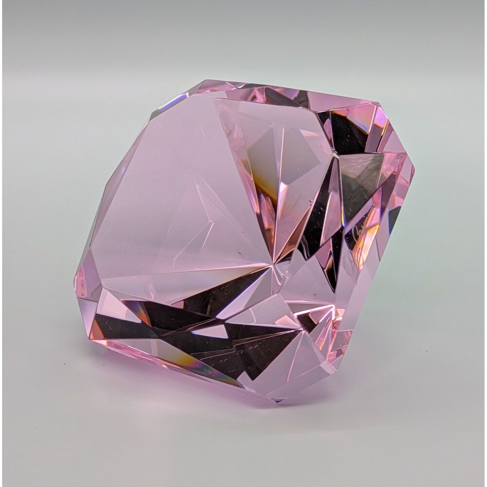 Vtg Paperweight Signed Oleg Cassini Pink Diamond Shaped Crystal 3” x 2.75